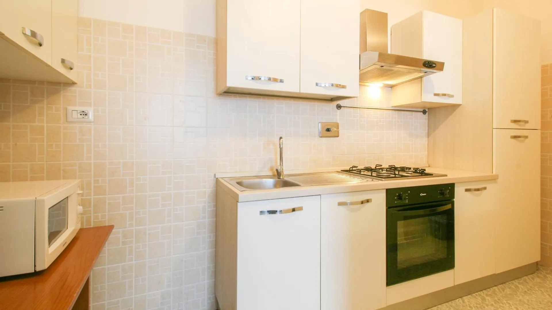Apartment Comfort Penthouse - One-Bedroom Suite - Fiumicino Airport