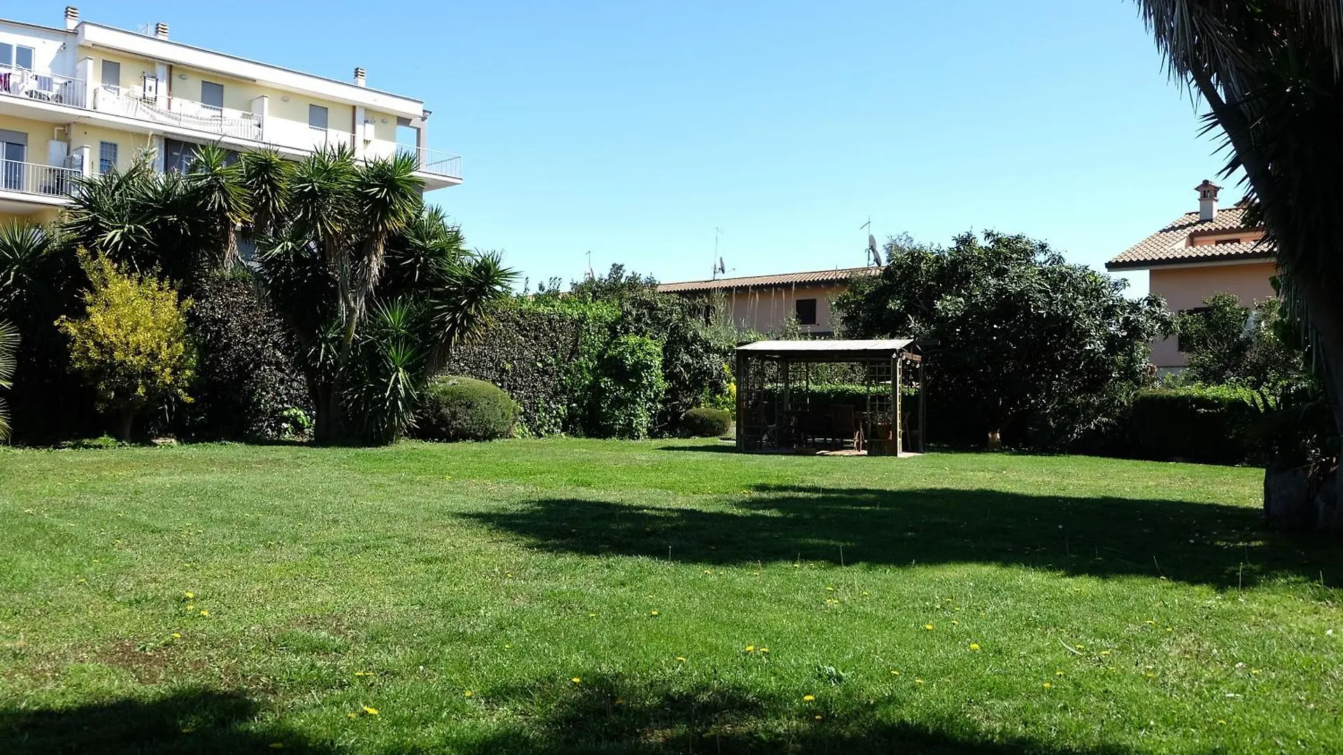 Comfort Penthouse - One-Bedroom Suite - Fiumicino Airport Italy